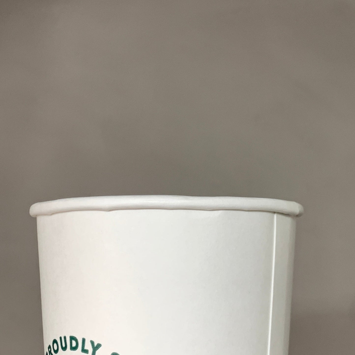 STARBUCKS 20 oz Venti HOT Cups White 600 ct Model: 011098808