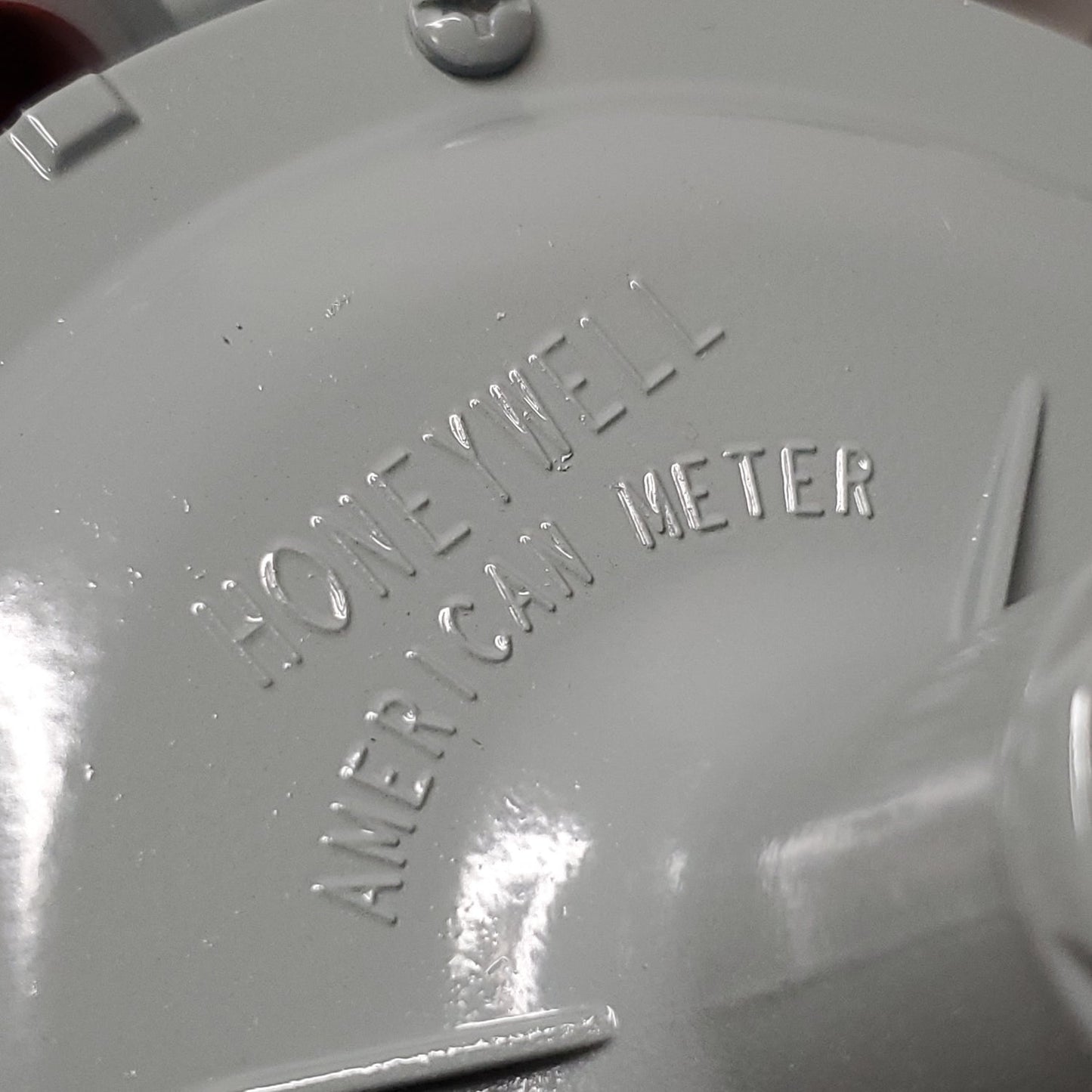 HONEYWELL Elster American Natural Gas Pressure Regulator 1843B2-HC Service Series Orifice: 3/16 Spring: 5.5" to 8" Model: 1843B2-HC