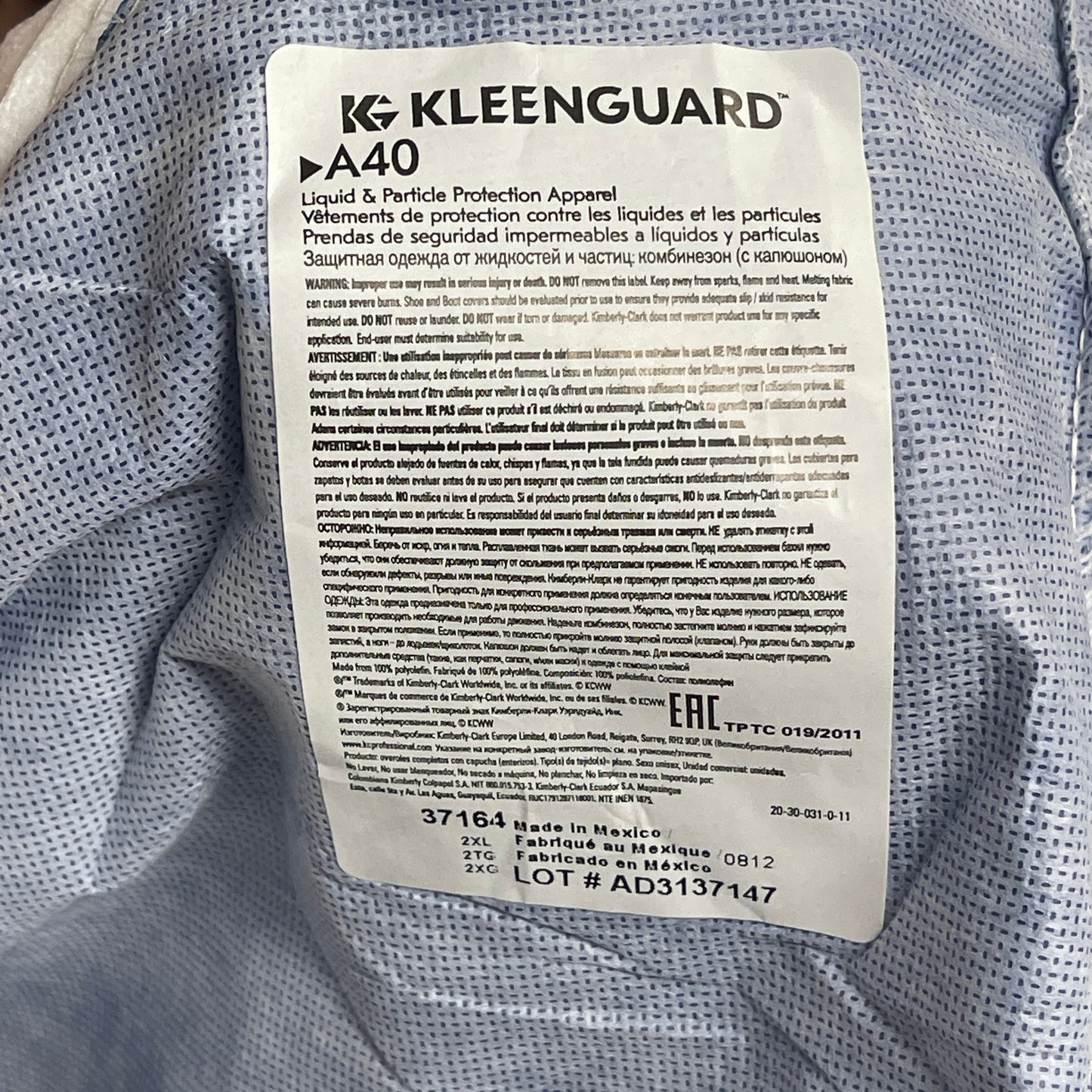 Kleenguard Protective Clothing XL A40 Coveralls Breathable Back White / Blue Model: 37163