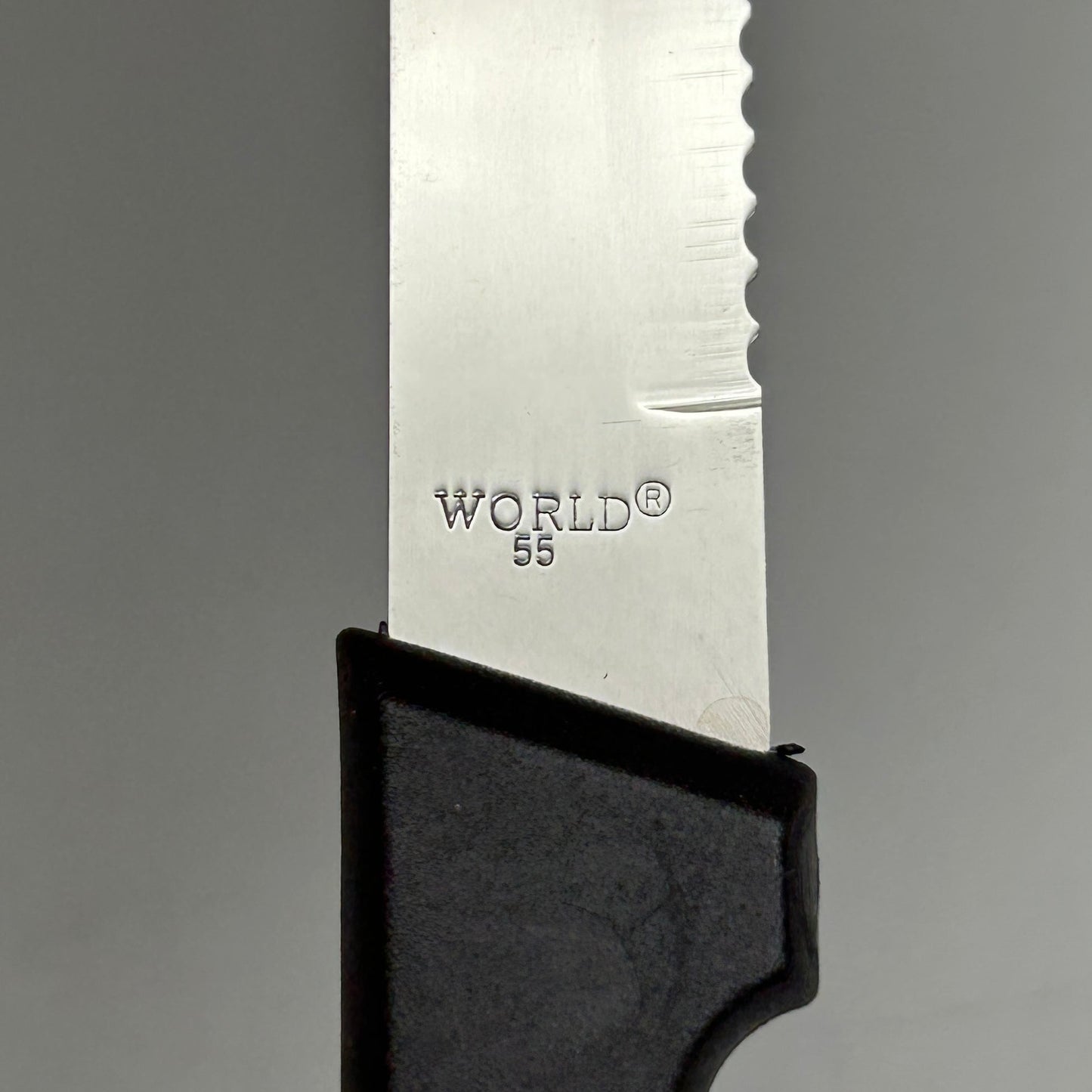 WORLD TABLEWARE - Steakhouse Steak Knives 12 Pcs. Round Tip Plastic Handle Size: 8-3/4" Black